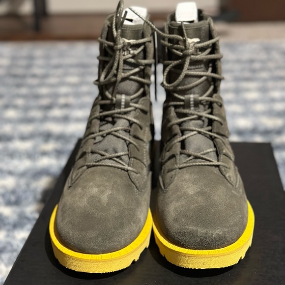 Sorel Caribou OTM boots sz 9 - Picture 6 of 7